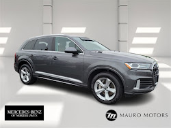 2023 Audi Q7 45 Premium Plus