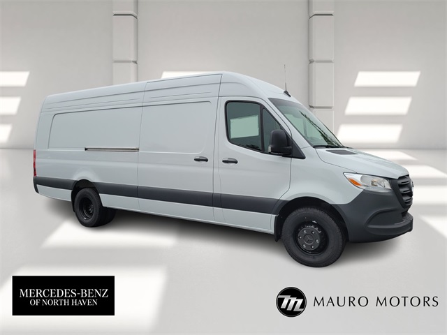 2025 Mercedes-Benz Sprinter 3500 Cargo 170 WB