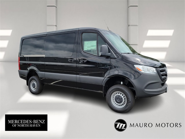 2025 Mercedes-Benz Sprinter 2500 Crew 144 WB