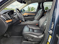 2022 Volvo XC90 T6 Momentum
