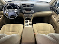 2011 Toyota Highlander SE