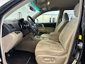 2011 Toyota Highlander SE