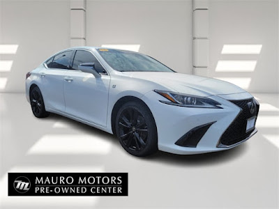2022 Lexus ES
