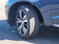 2023 Volvo XC60 B5 Ultimate Bright Theme