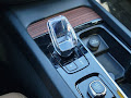 2023 Volvo XC60 B5 Ultimate Bright Theme