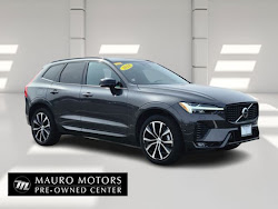 2024 Volvo XC60 B5 Plus Dark Theme