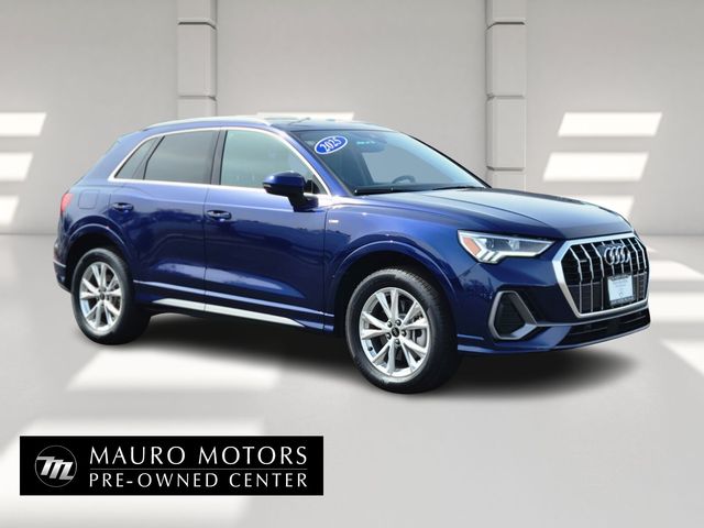 2025 Audi Q3 Premium