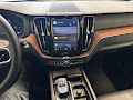 2023 Volvo XC60 B5 Ultimate Bright Theme