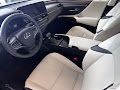 2025 Lexus ES 300h