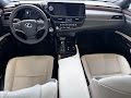2025 Lexus ES 300h