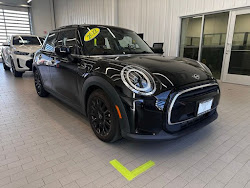 2022 MINI Cooper Signature