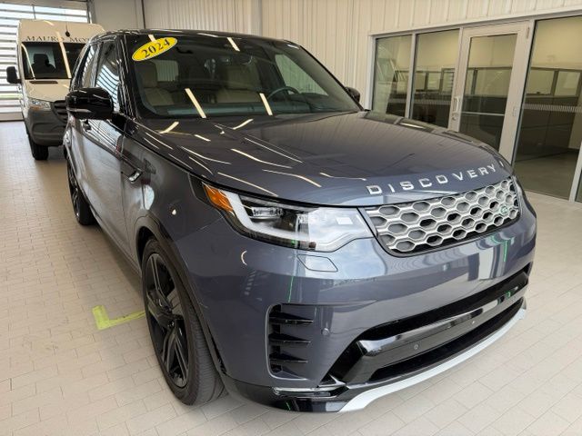 2024 Land Rover Discovery Metropolitan Edition