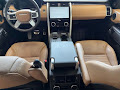 2024 Land Rover Discovery Metropolitan Edition