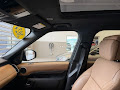 2024 Land Rover Discovery Metropolitan Edition