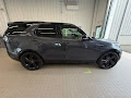2024 Land Rover Discovery Metropolitan Edition