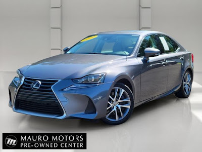2020 Lexus IS
