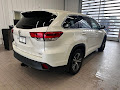 2017 Toyota Highlander LE