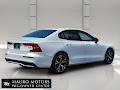 2024 Volvo S60 B5 Plus Dark Theme