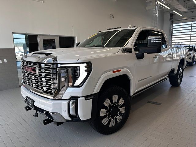 2024 GMC Sierra 2500HD Denali